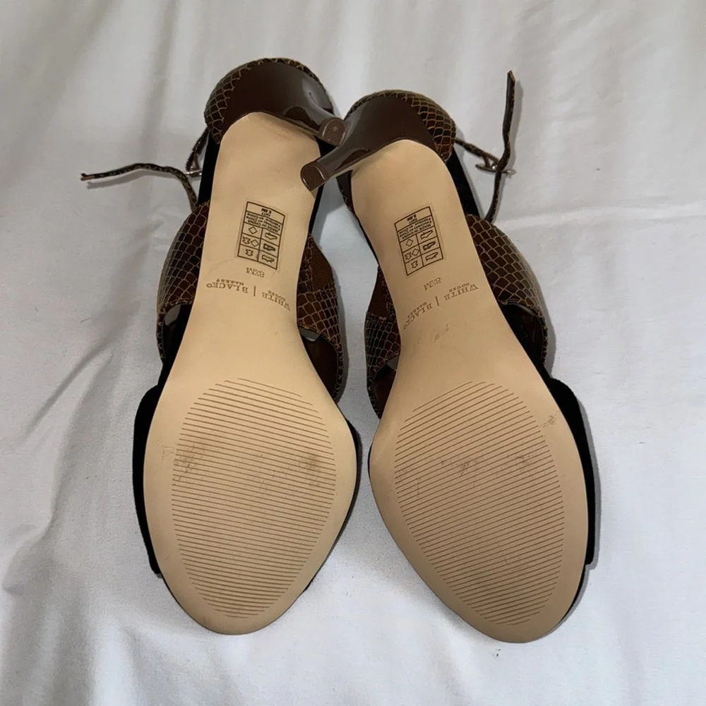 White House Black Market nwot 3”